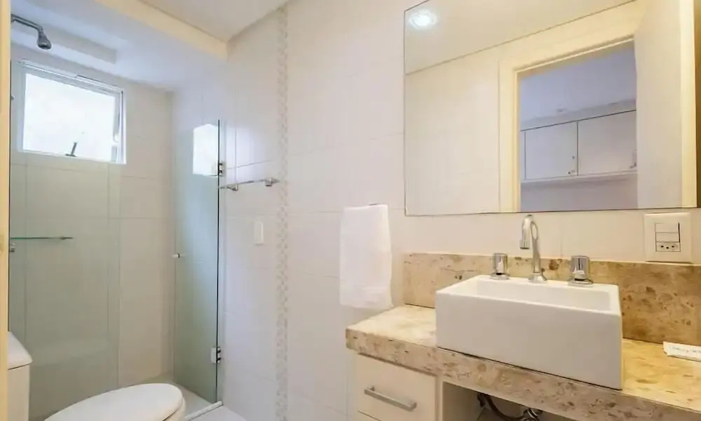 Apartments 100m From the Beach in BC - ERM