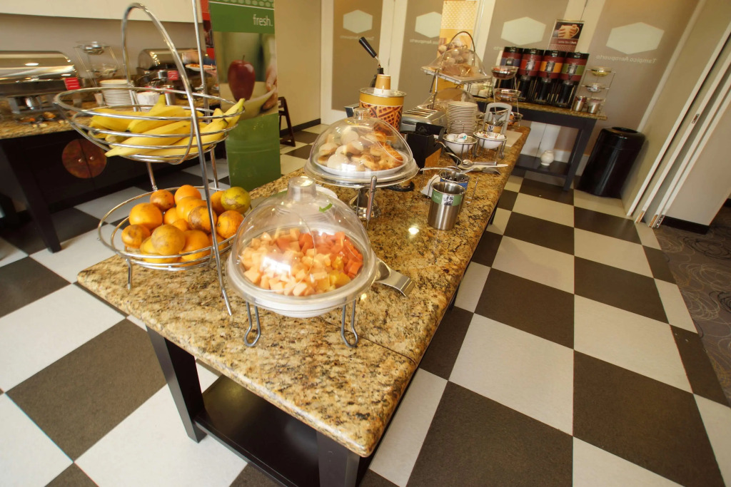 Hampton Inn Tampico Airport