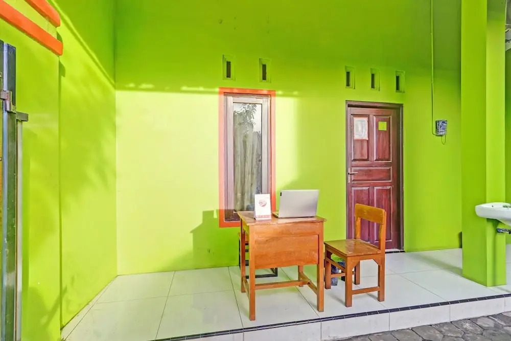 OYO 90760 Almadina Family Homestay