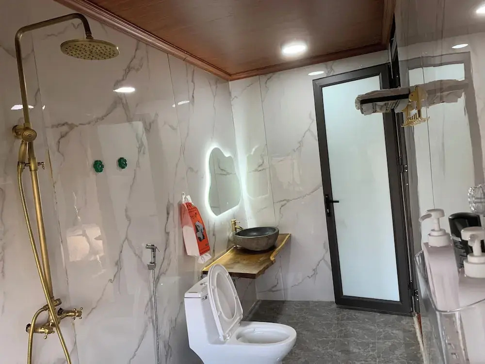 A Thía homestay