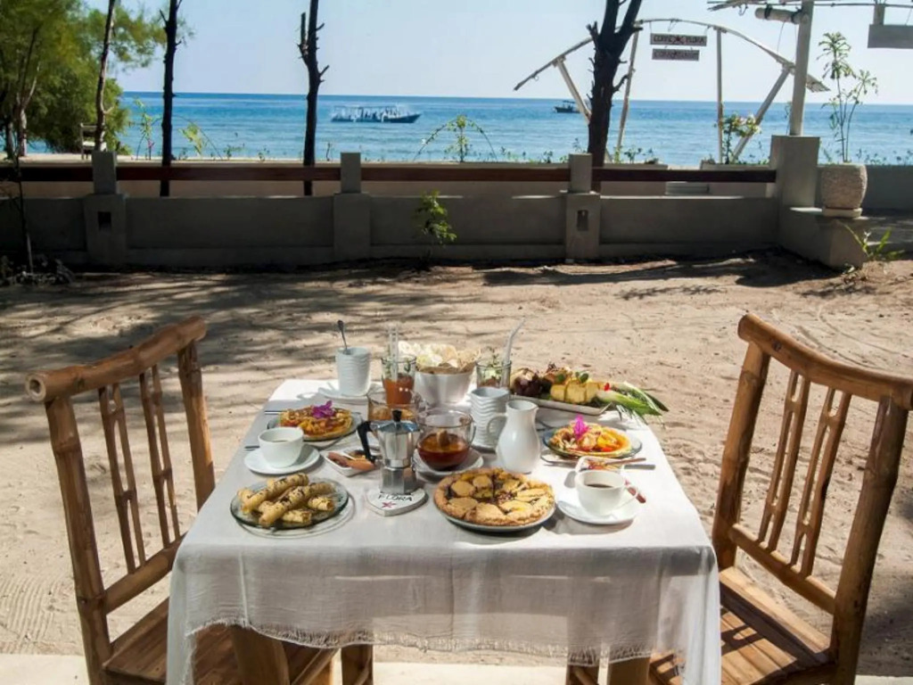 Coral Flora Villa Beach Front