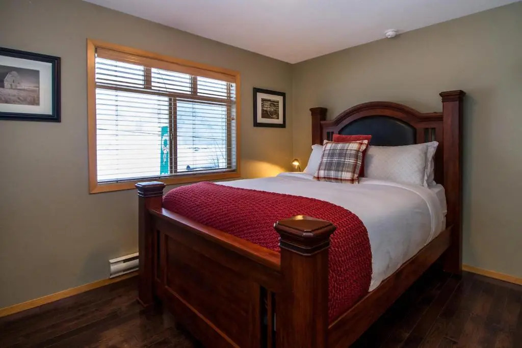 Give Something Back Retreat by Revelstoke Vacations
