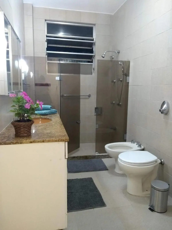 Ipanema - Apartamento para 6 pessoas a 100 m da praia