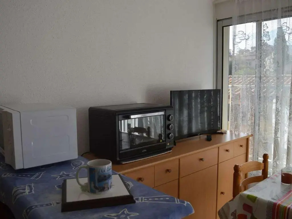 Appartement Le Grau-du-Roi, 2 pièces, 4 personnes - FR-1-250-114