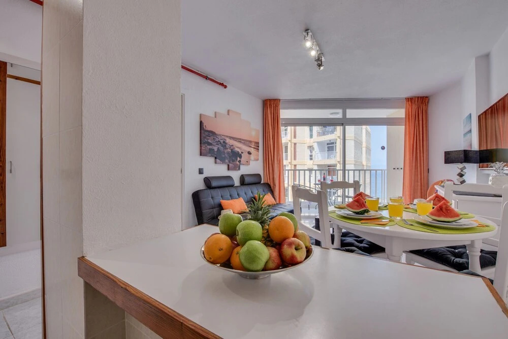 M12B. Very Central Apartment in Las Américas