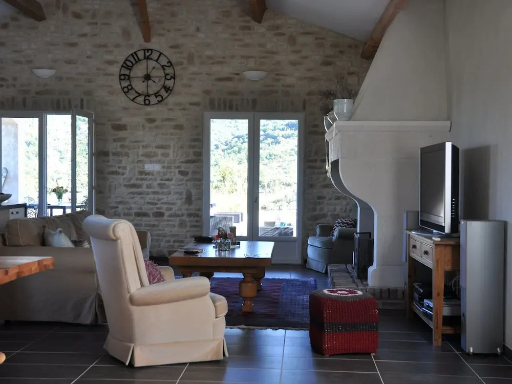 Lavish House in Ardeche With Shared Pool