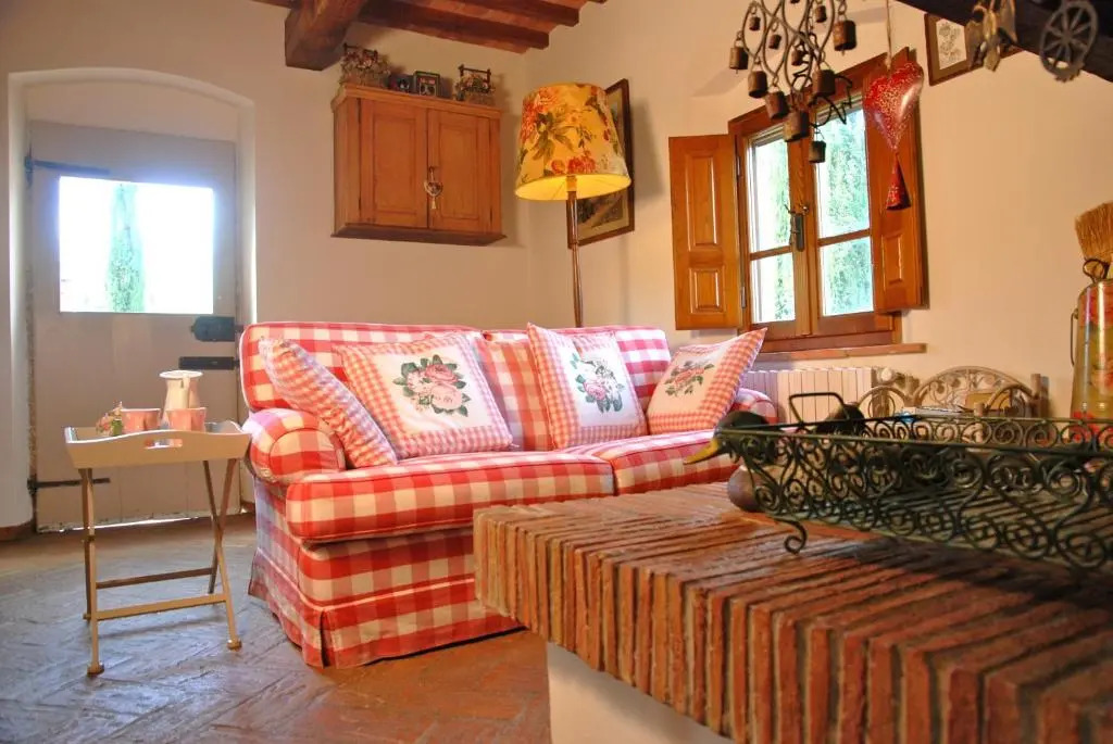 Appartamento con patio privato e giardino tra Pisa e Firenze