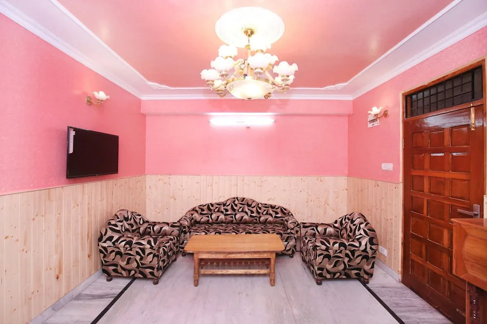 OYO 10410 Home Mountain View Panthaghati