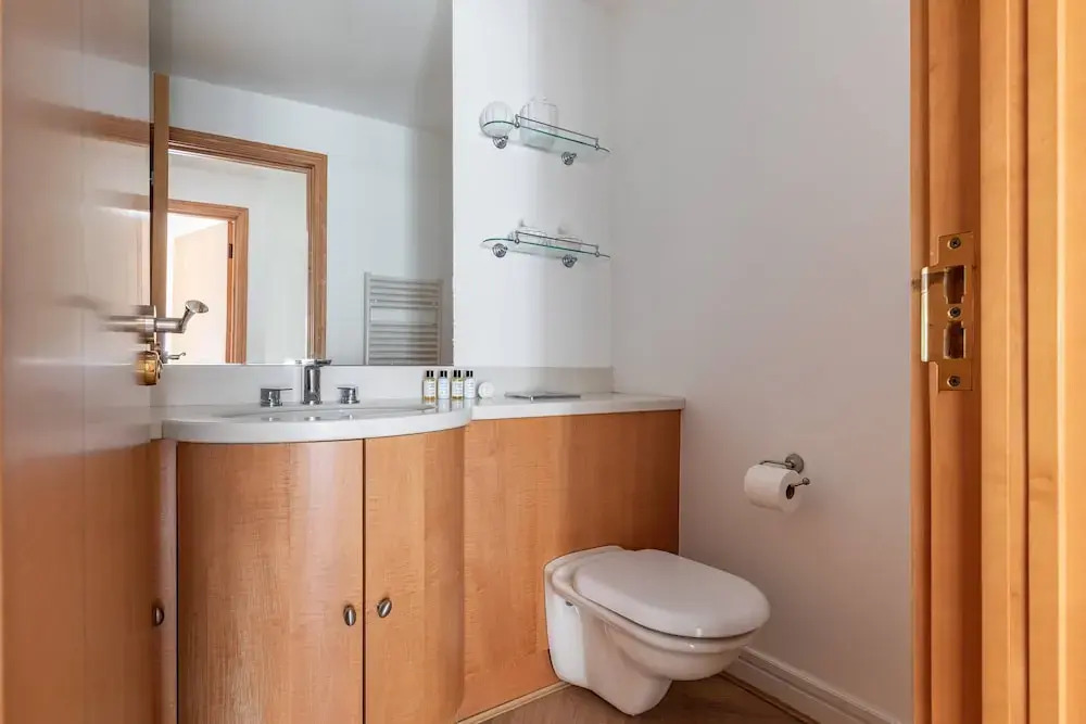 West Heath Road by Onefinestay