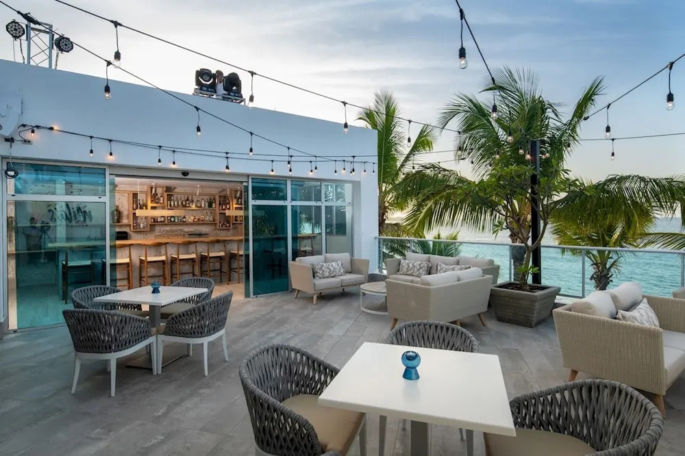 Outstanding 1 Bedroom Apartment Pool View A