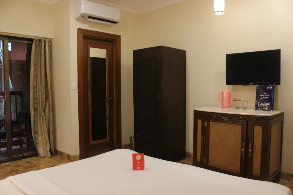 Sea Breeze Inn, Calangute Goa