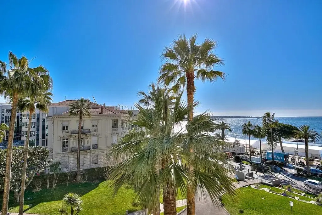 Appartements Croisette Grand Hôtel