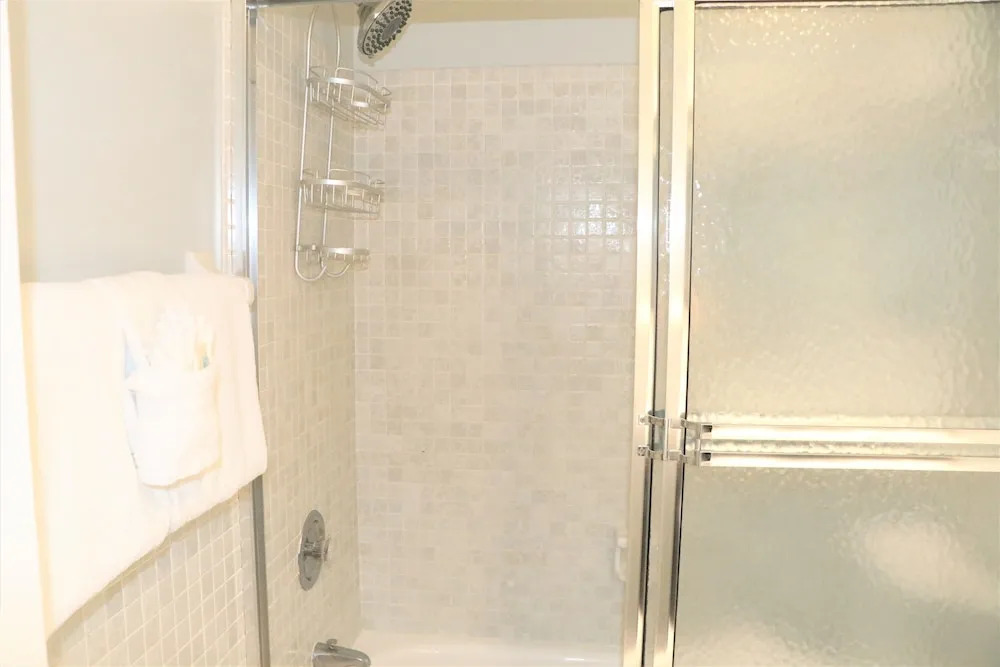 Jamaica Royale 205 - 2 Br Condo