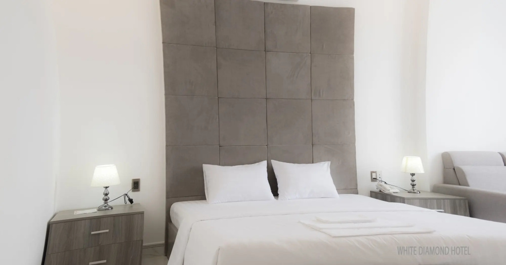 White Diamond Airport Hotel