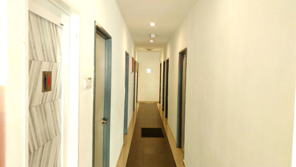 Apple 1 Hotel Queensbay