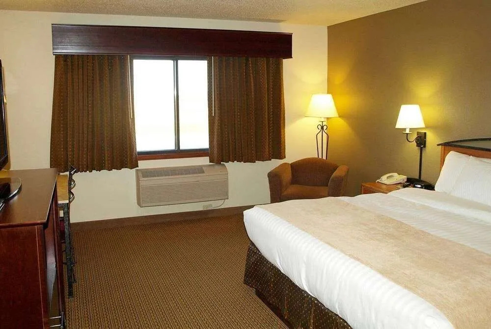 America Inn Lodge & Suites