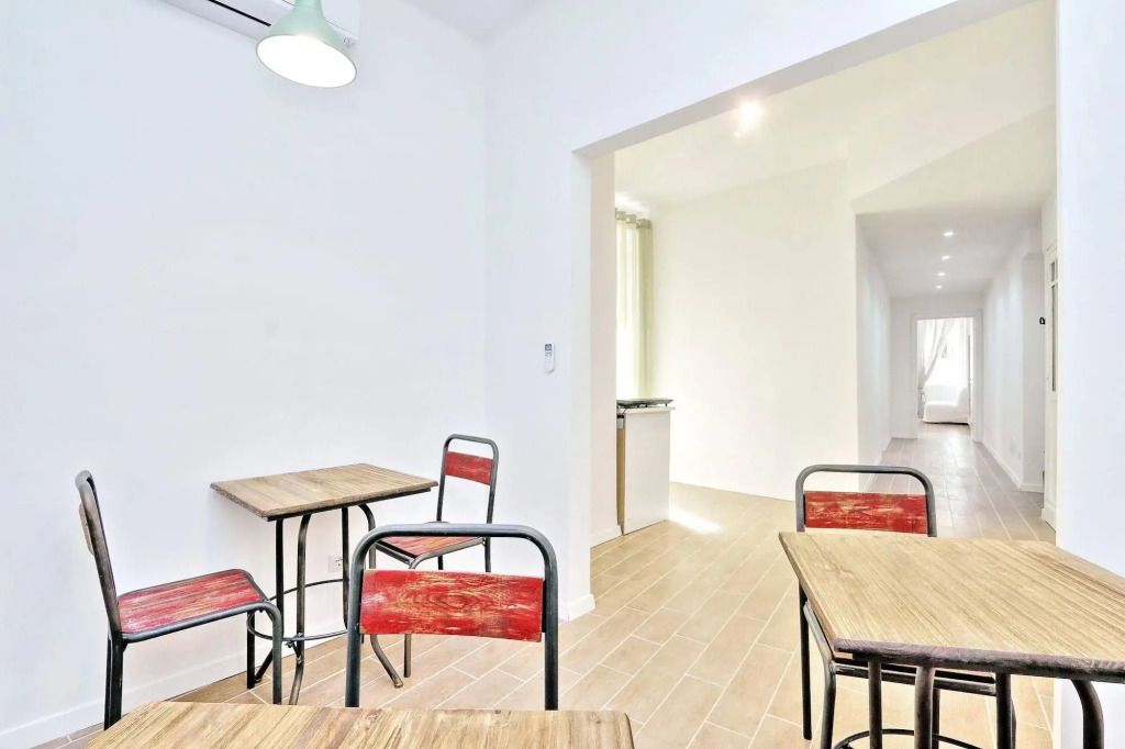 Giuliana Charming Rooms
