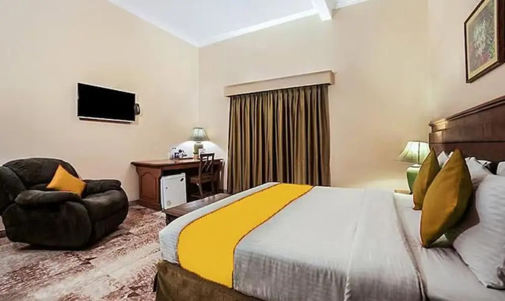 FabHotel The Dayal
