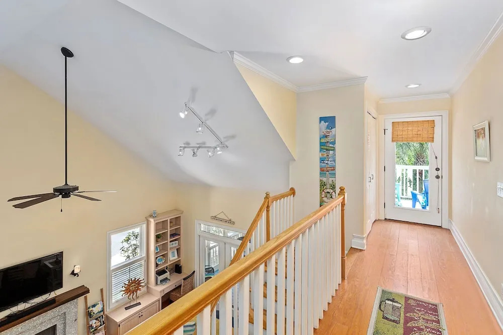 12 Live Oak Place by Hodnett Cooper