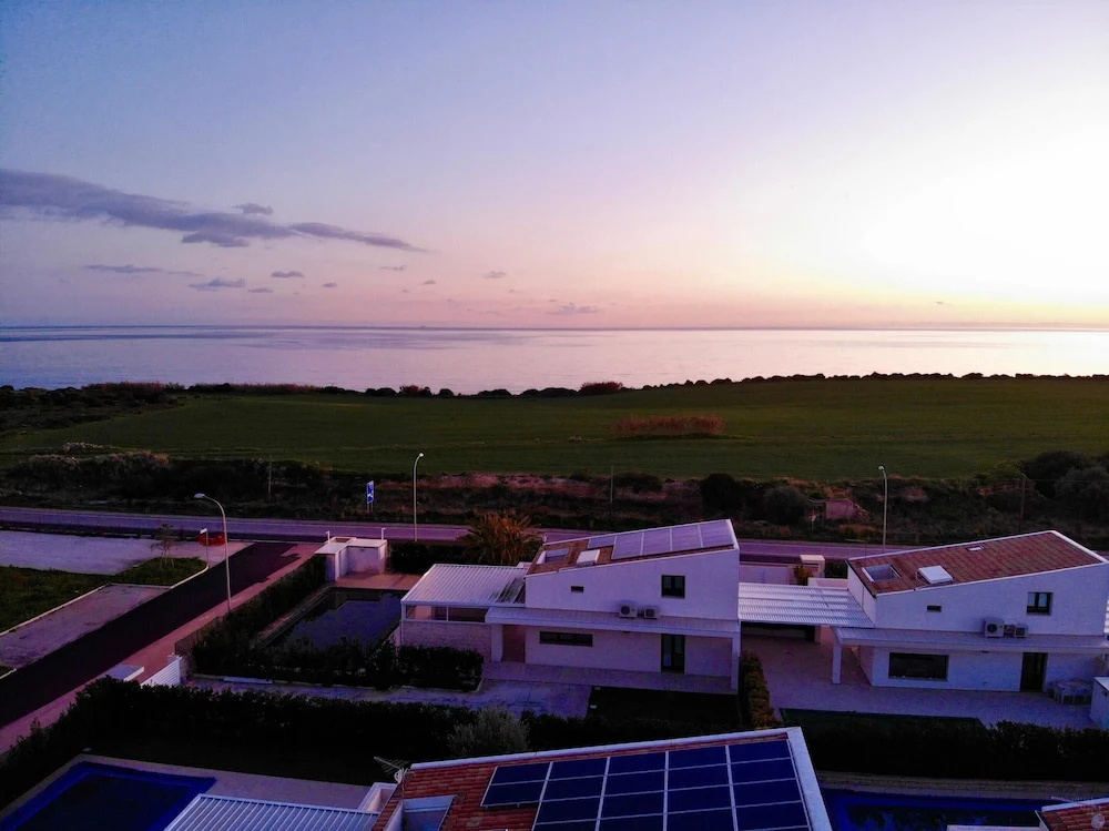 Villa With 3 Bedrooms in Marina di Ragusa, With Wonderful sea View, Private Pool, Enclosed Garden - 200 m From the Beach