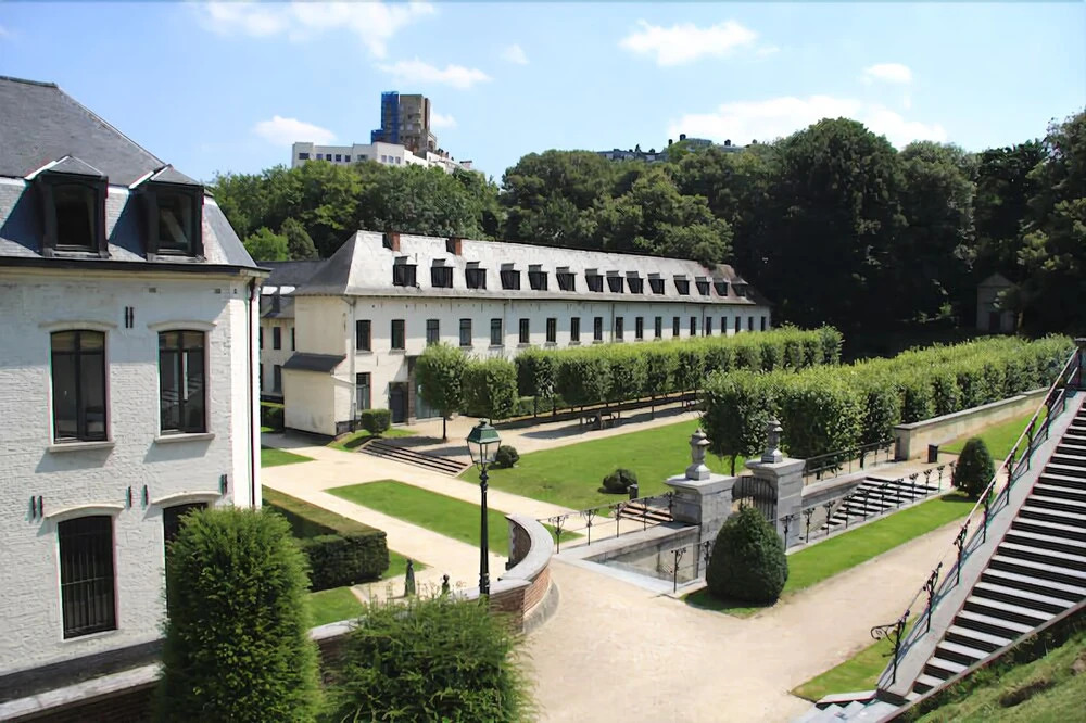 Large Duplex Châtelain