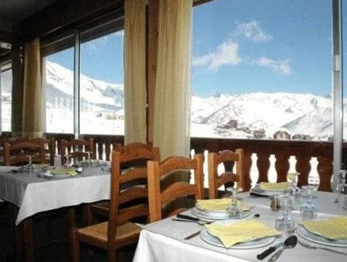 Hôtel Eliova Le Chaix