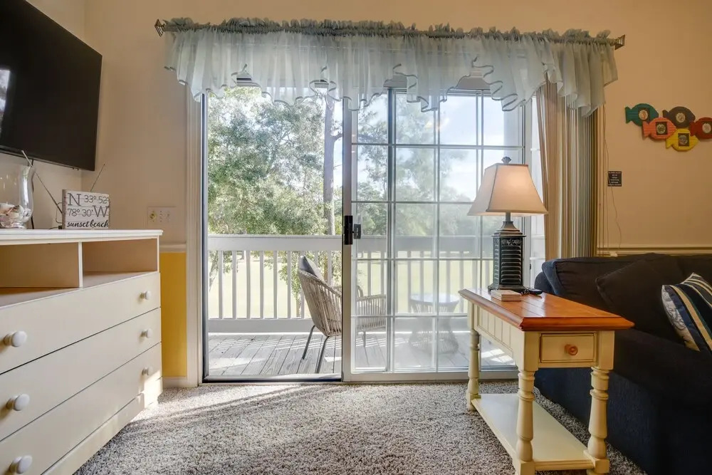 Coastal Sunset Beach Condo w/ Private Balcony!