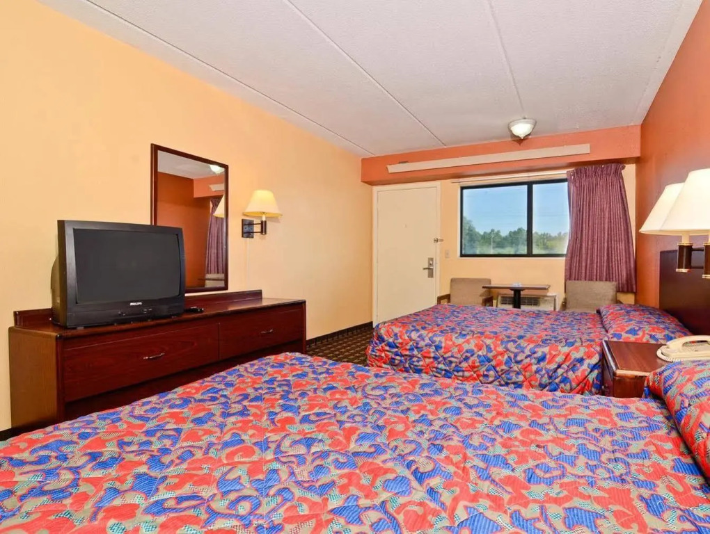 Fair View Inn & Suites
