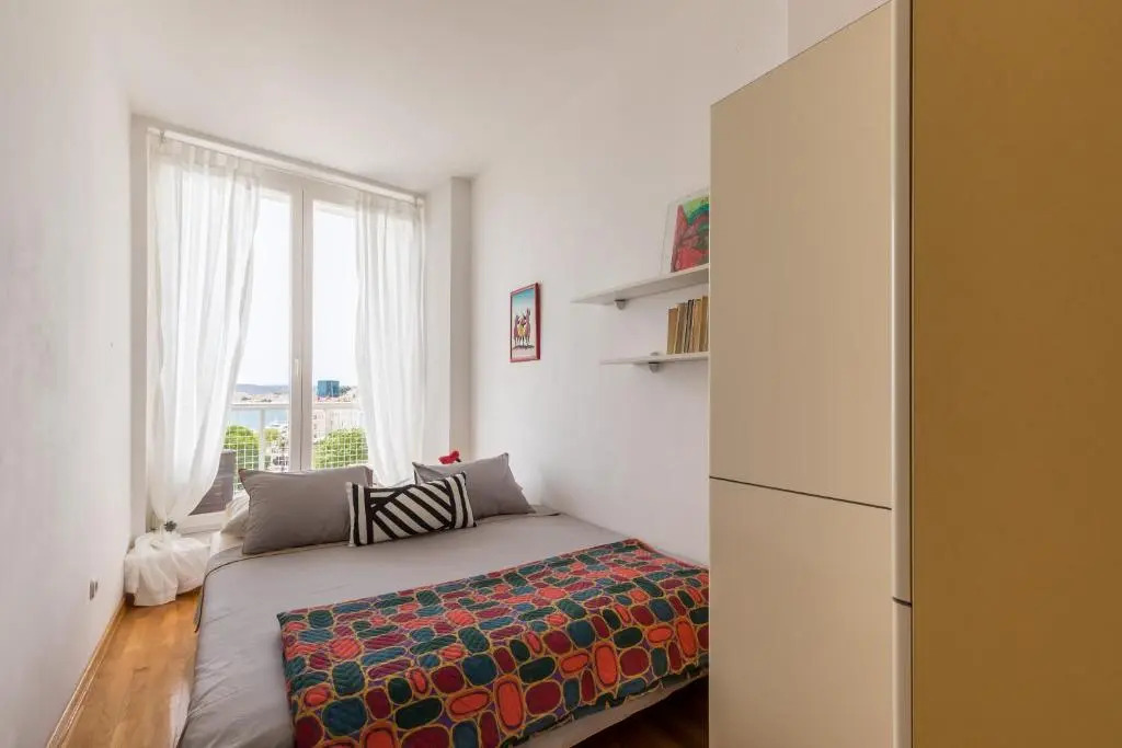 5th FLOOR Apartment