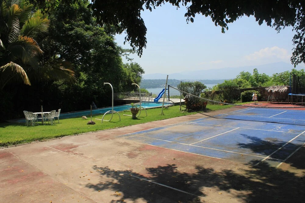 Teques inn