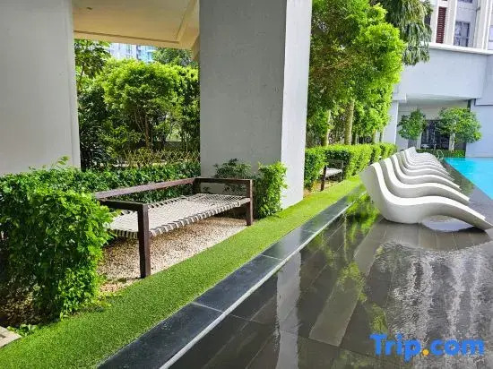 The Mews KLCC By SKY GARDEN