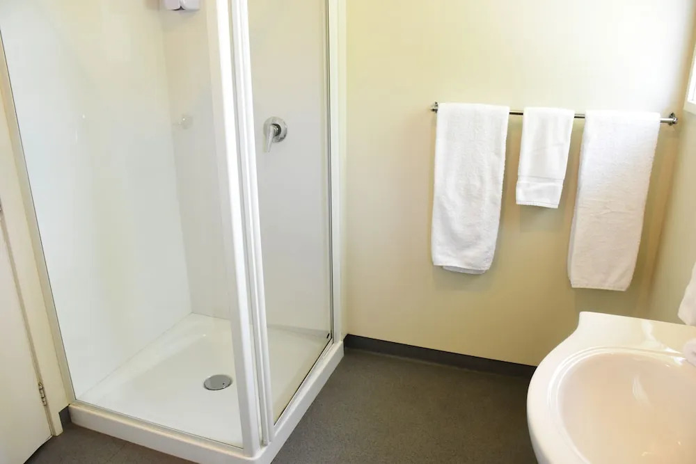 Featherston Motels And Camping
