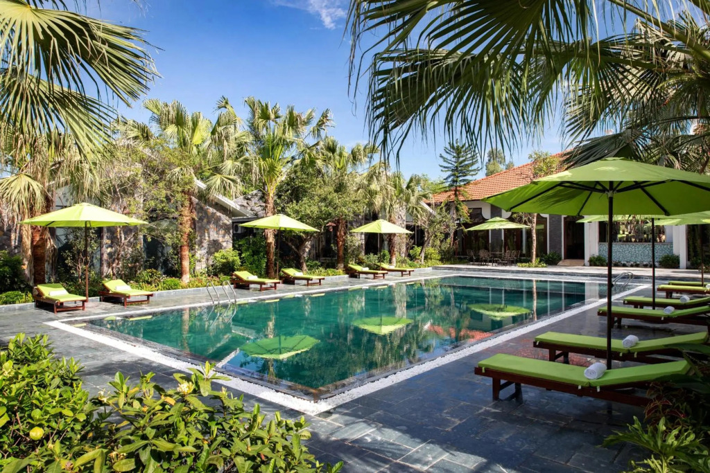 Bai Dinh Riverside Resort & Spa