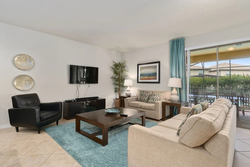 Lovely 9-bed House in Kissimmee With Pool & Spa