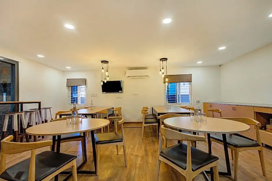 OYO Townhouse 74778 Greater Noida