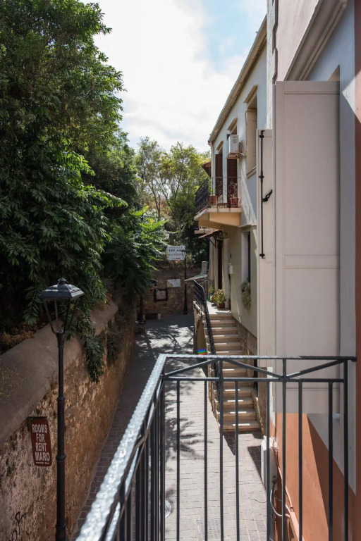 Elia Portou Rooms