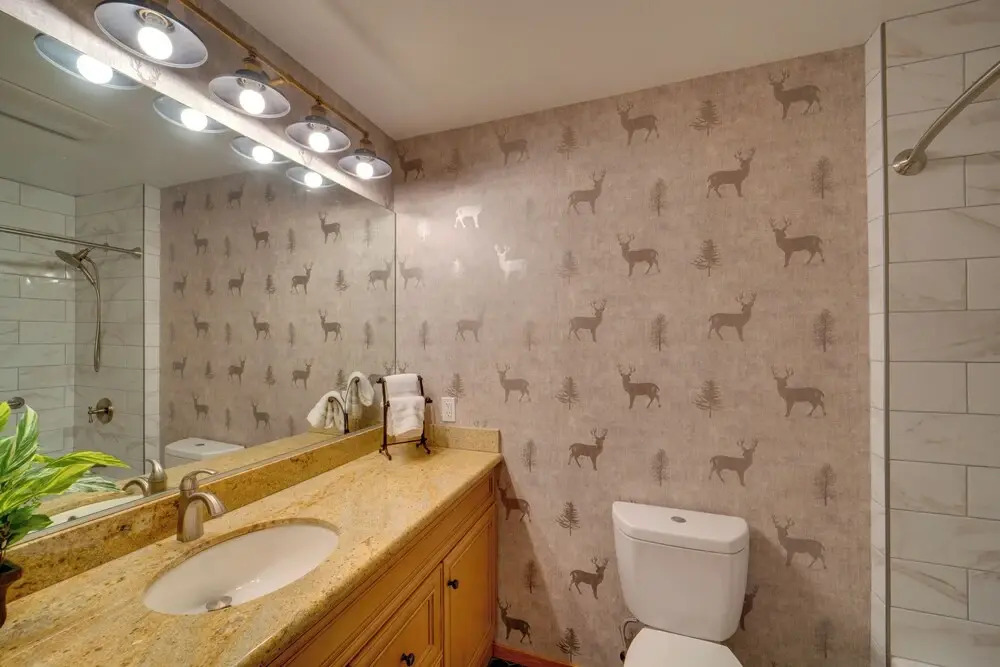 Truckee Home w/ Private Hot Tub on a Golf Course