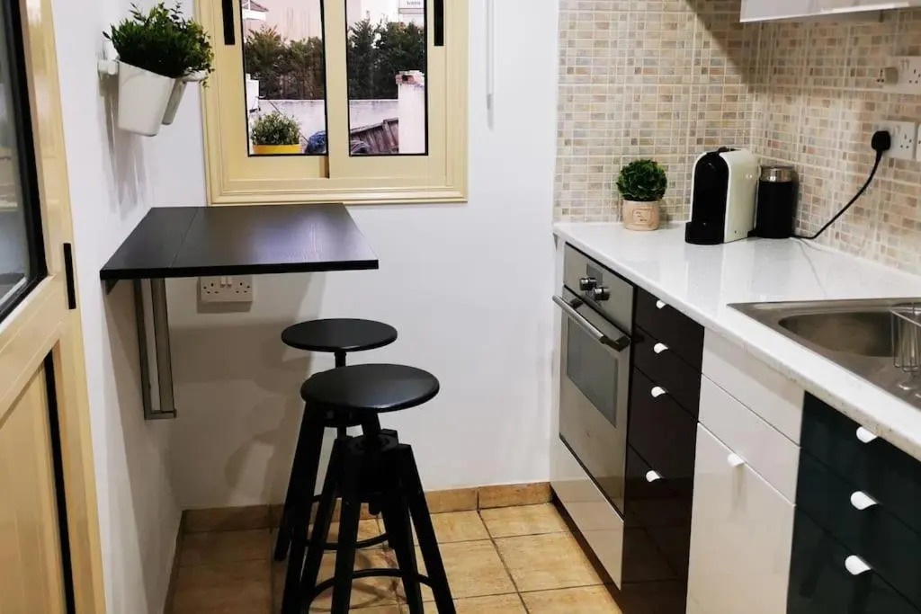 Pretty and quiet studio, with wifi and parking