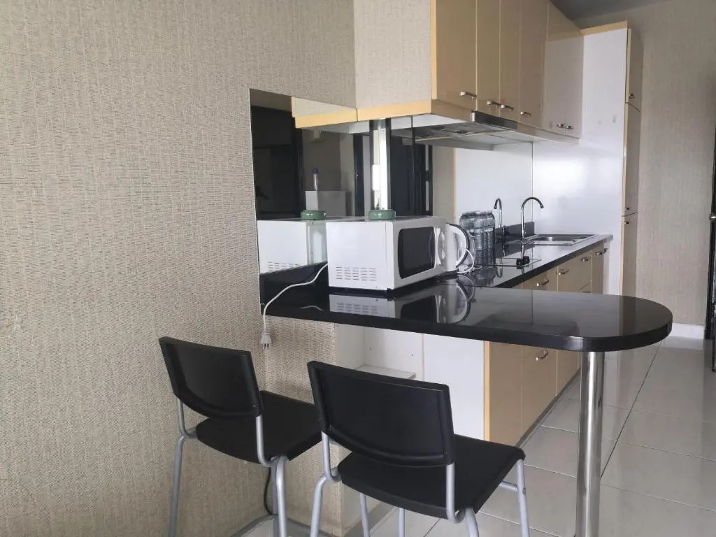 Condo Express View Talay 6