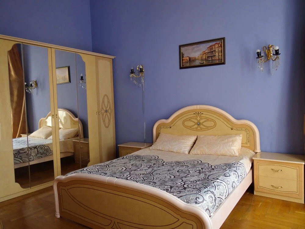 Ап-ты KyivHome, ул. Михайловская, 22А, пл. Независимости