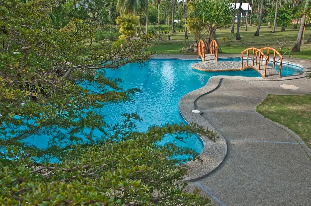 Crystal Paradise Resort Spa & Winery