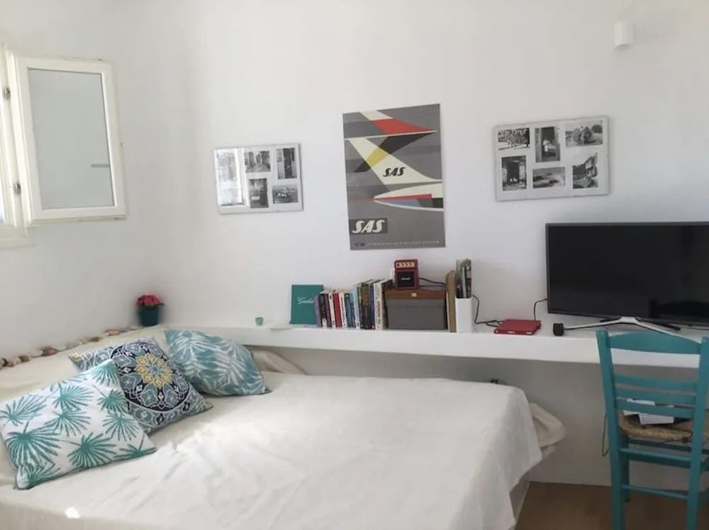 Studio Seagull - By Old Market Street - Naxos Town