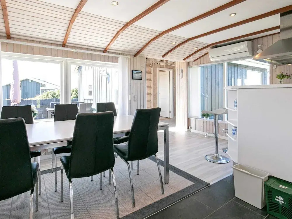 6 Person Holiday Home in Hjorring