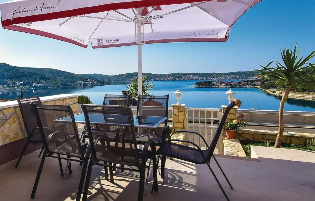 Apartment Rogoznica 1089c