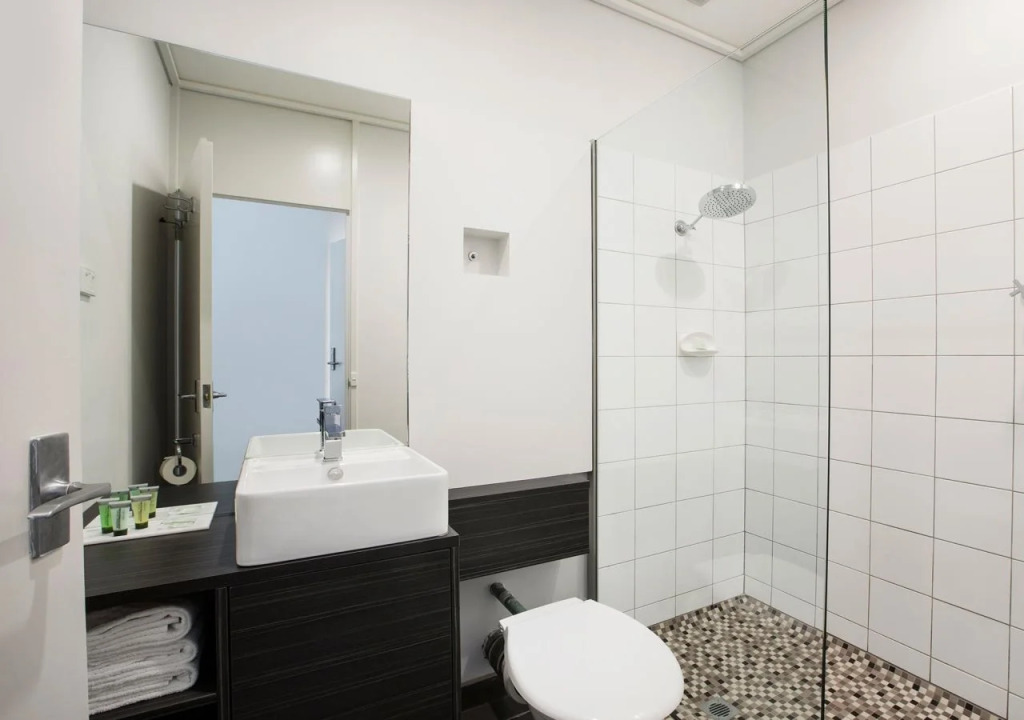 Sandringham Hotel