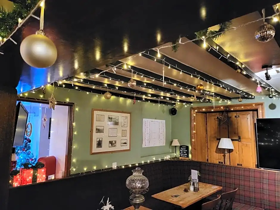 The Manifold Inn Hotel