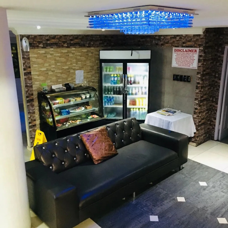 Al Hamra Hotel