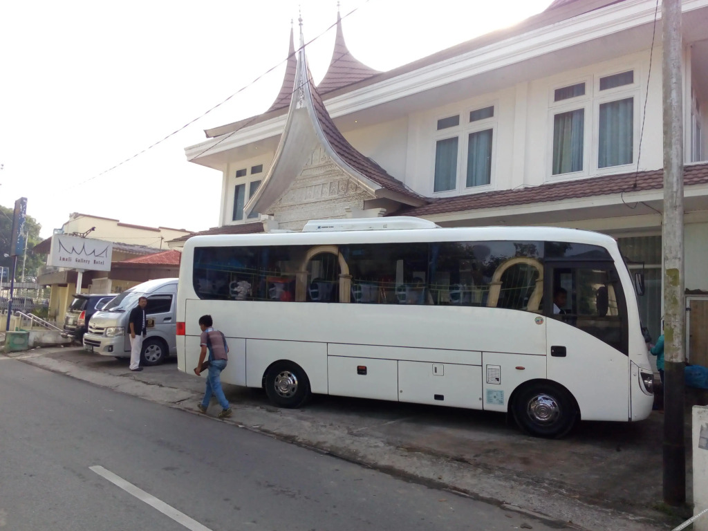 Amali Gallery Hotel