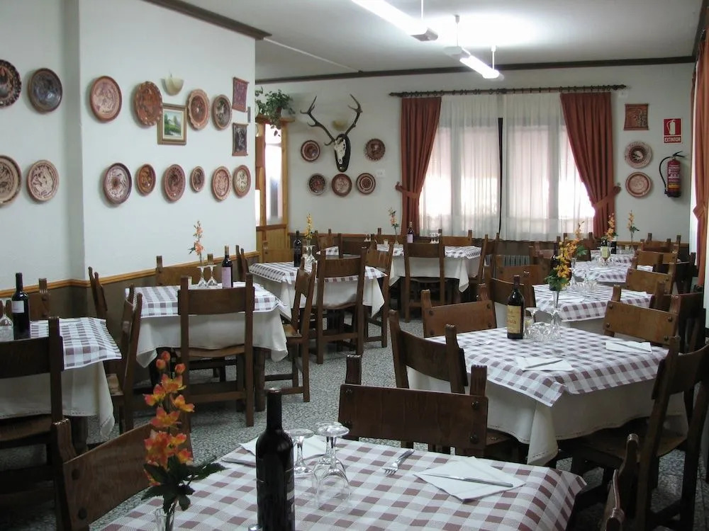 Apartamentos Jucar