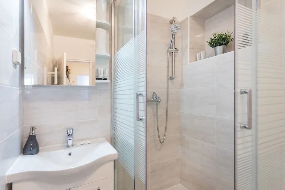 Modern Studio in Old Town - BEST LOCATION